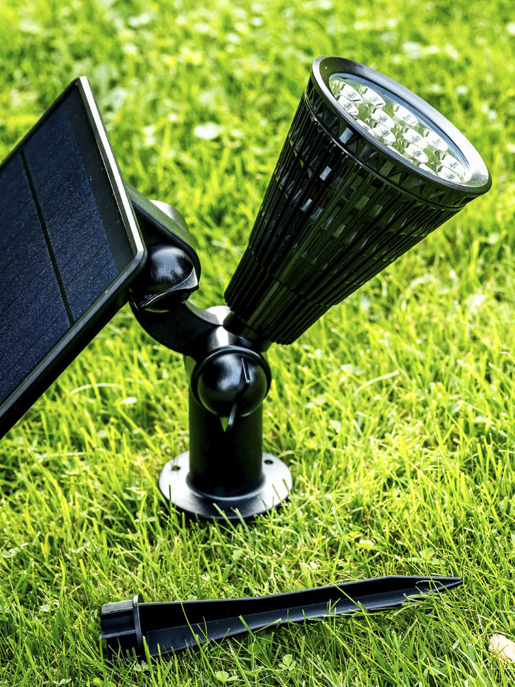 Iplux Pro Plus Solar set Tuinspot op zonne energie